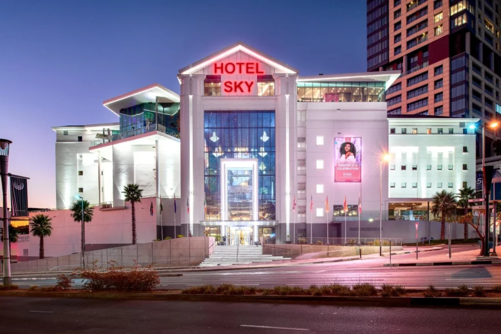 Centrally located at 150 West Street in the heart of Africa’s business hub, Hotel Sky Sandton offers 453 rooms, world-class technology, several conference venues, and a selection of exquisite restaurants and bars.